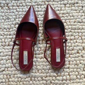 Steve Madden Burgundy Pointed Slingback Flats